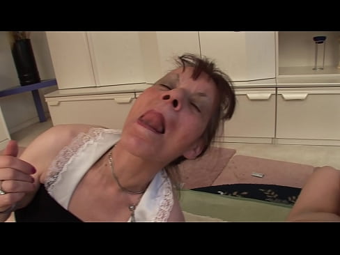 ❤️ To bedstemødre og en bedstefar har en trekant ❌ Porno at da.xxxdesichudai.ru ❌️❤